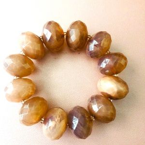 Tan chunky bead bracelet